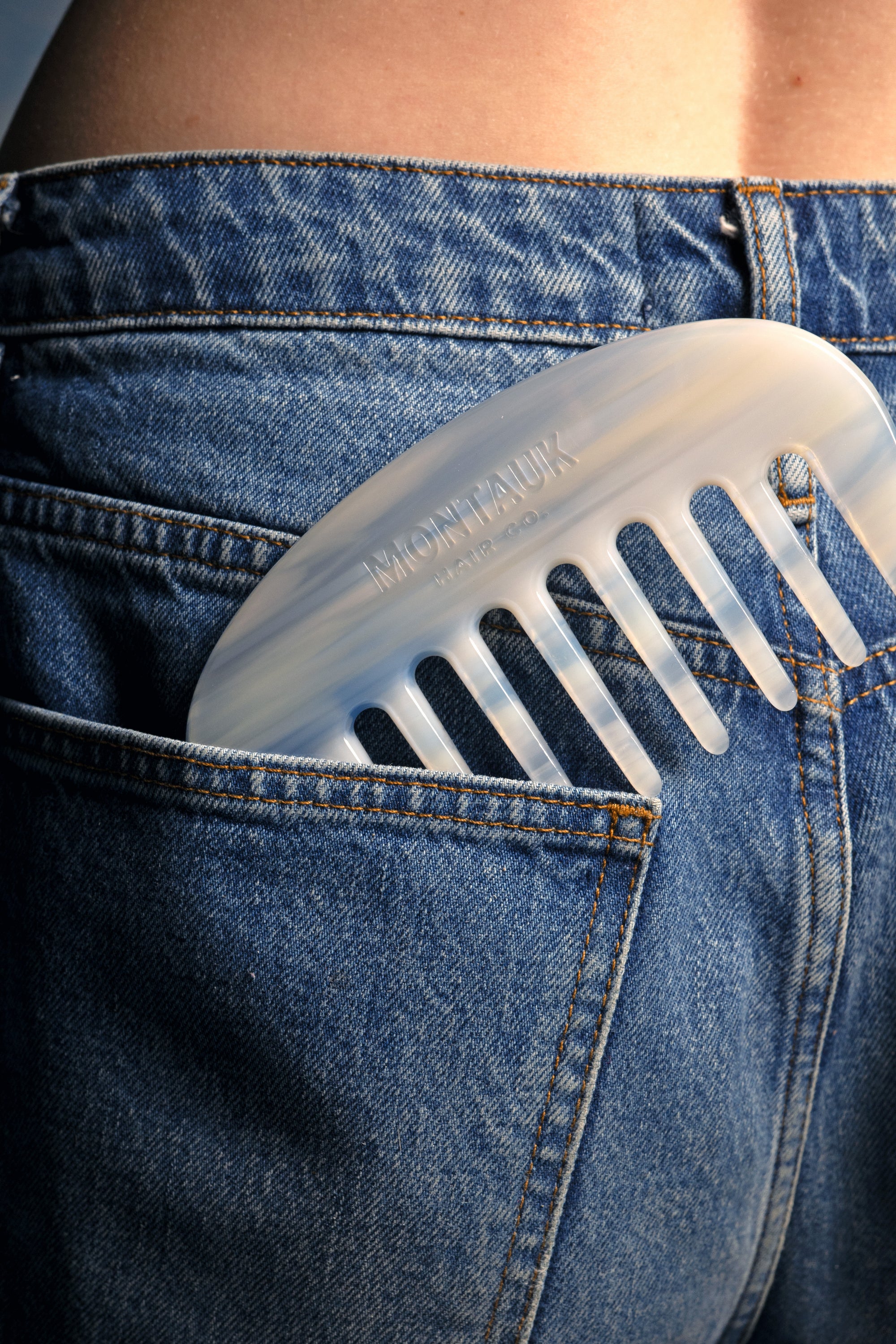 Wide-Tooth Ocean Comb (6”)